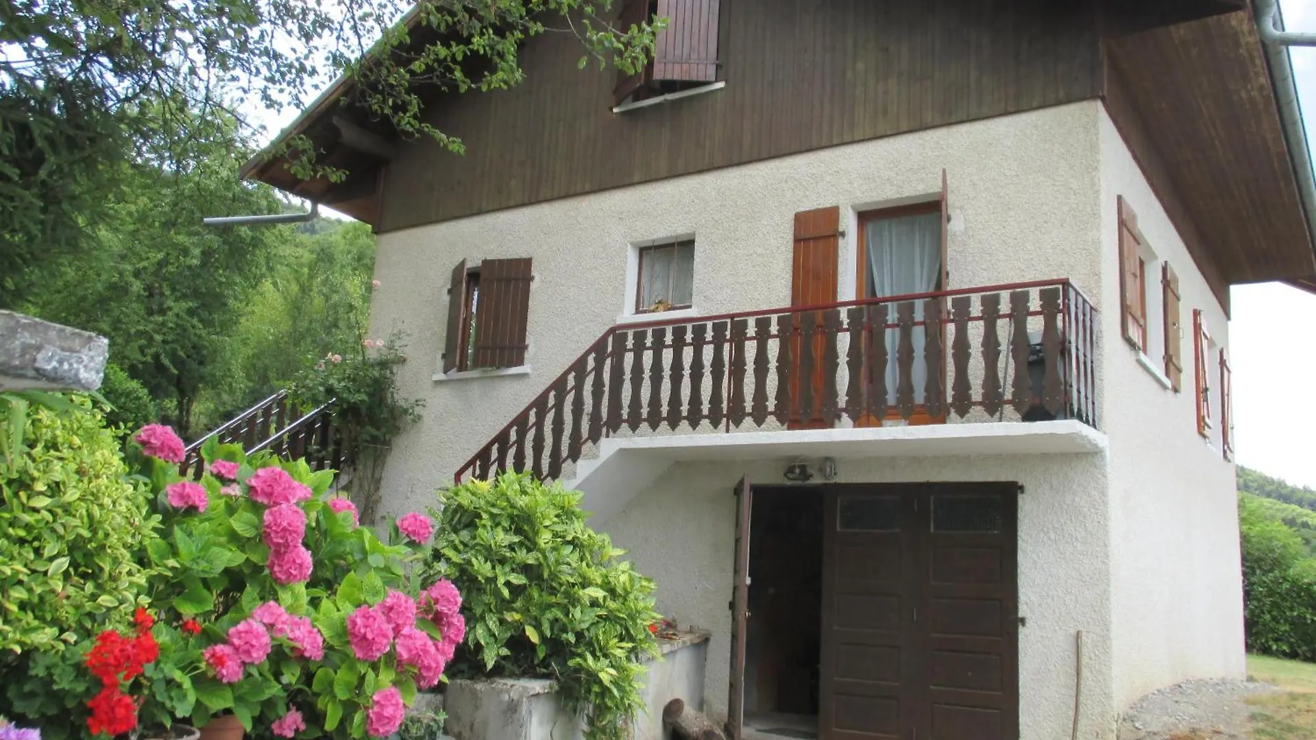 Chalet Vue Exceptionnelle Sur Le Lac Lugrin